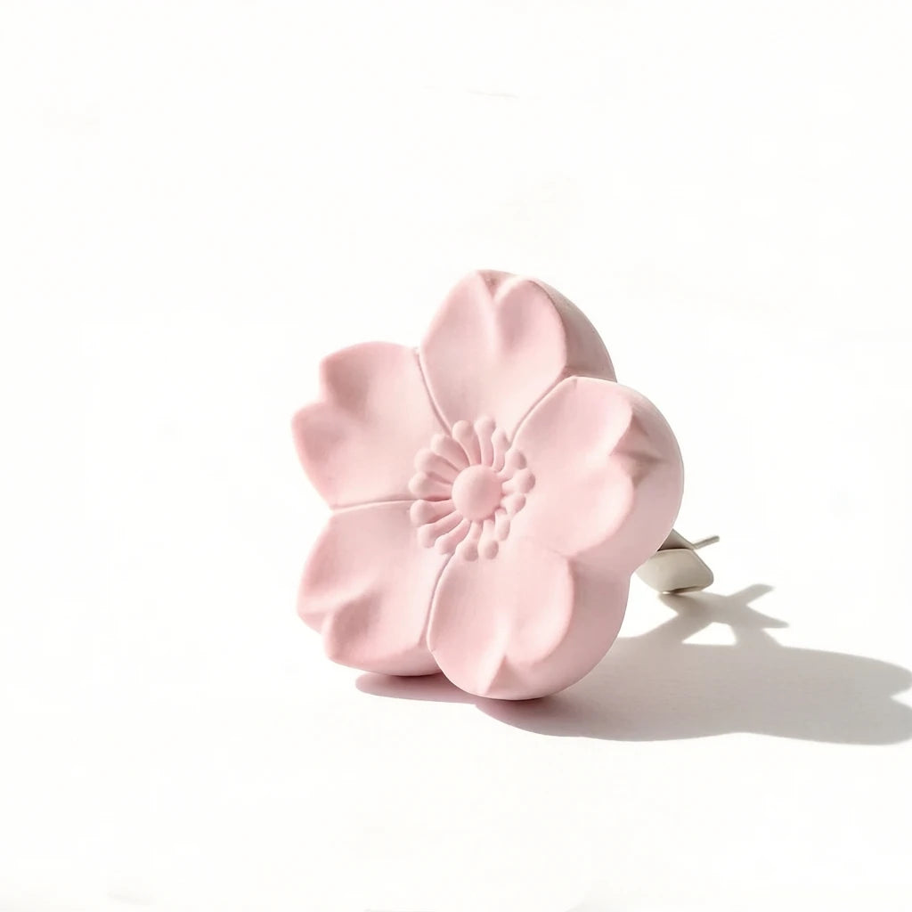 Wholesale Scented Ceramic Aroma Plaster Car Vent Clip Air Freshener Handmade Porcelain Flower Fragrance Essential Oil Diffuser