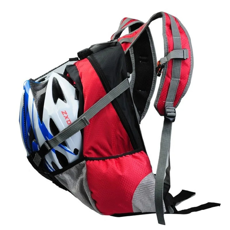 Waterproof Outdoor Cycling Hydration Backpack with Zipper Closure 20-35L Capacity Polyester Fashion Design Rain Cover