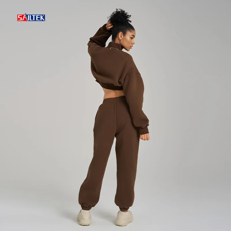 Tracksuit Clothing Manufacturers Custom Turtleneck Sweatshirt Set Wholesale 2 Piece Cropped Hoodie and Sweatpants Set for Women