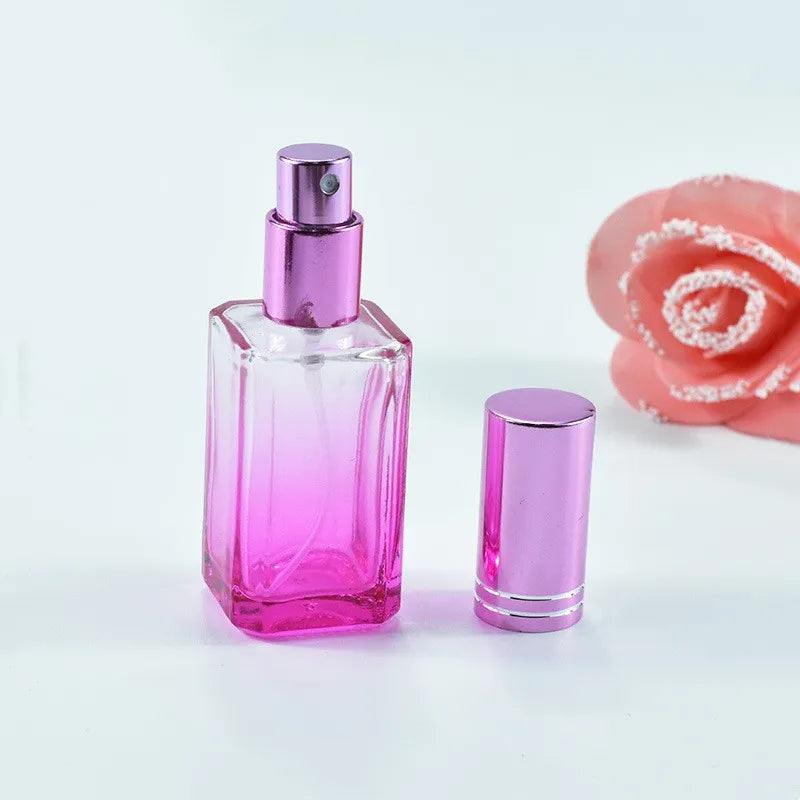 Wholesale 25ml Small Colored Glass Perfume Spray Bottles with PP Collar and Pump Sprayer for Fragrances Packaging
