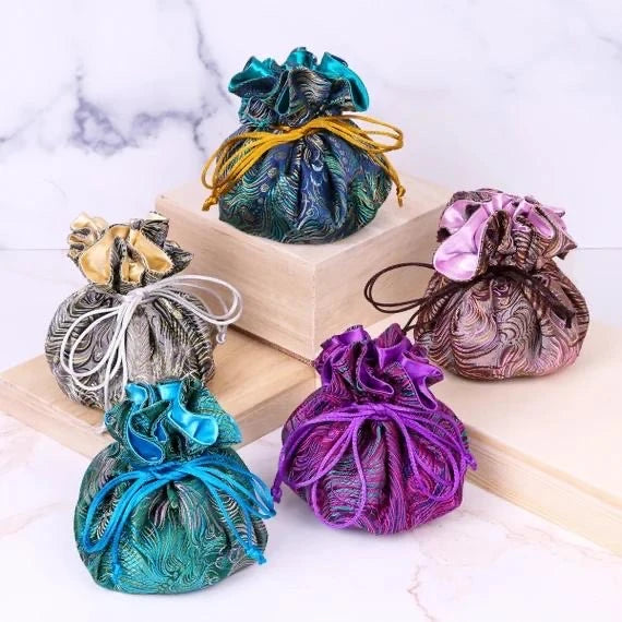 Custom Logo Wholesale Travel Jewelry Bag Round Shape Necklace Drawstring Dust Organizer Satin Material Storage Pouch Packaging