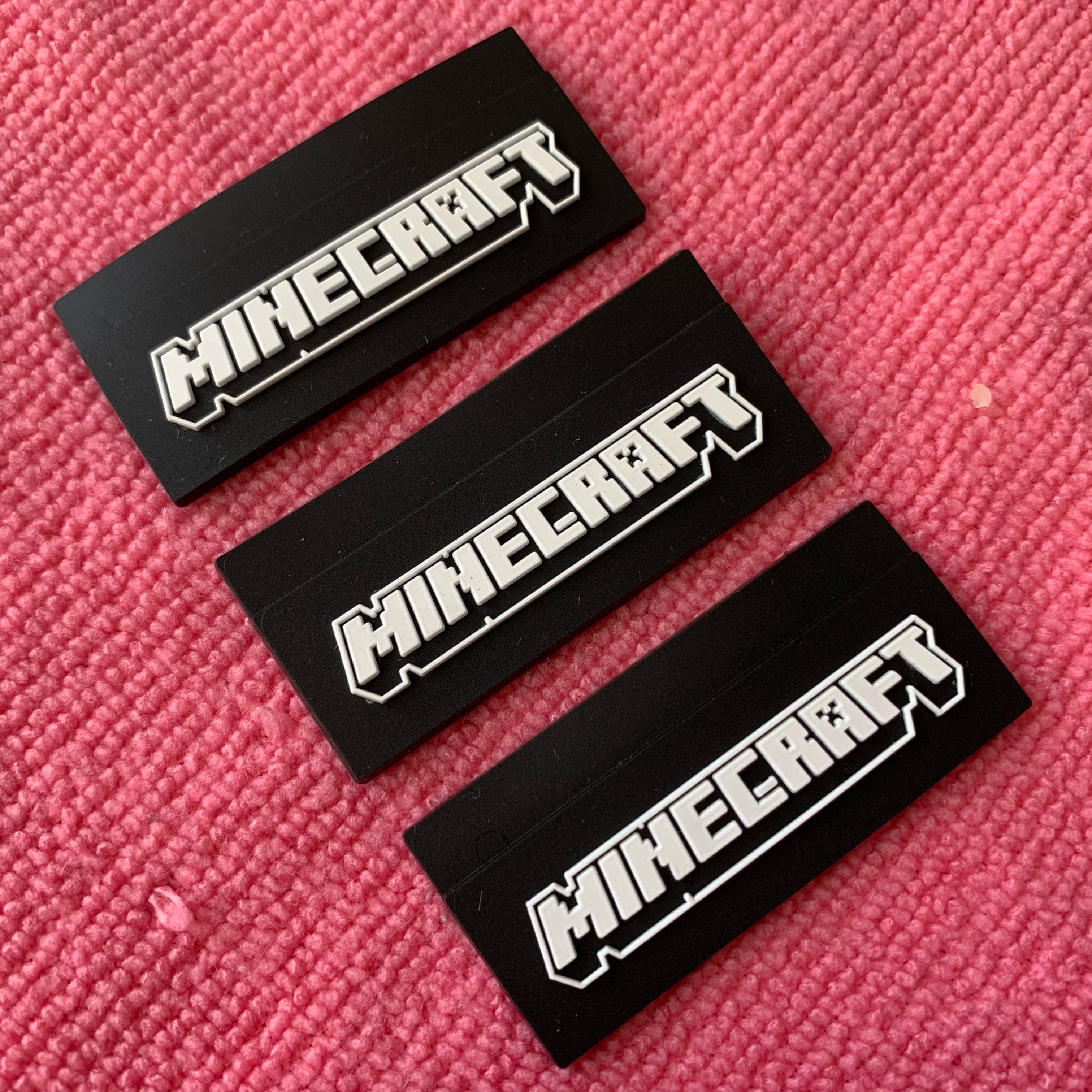 Top Sewing Side Seam Wearable PVC Rubber Labelsafe Material Silicone Rubber Label for Bags