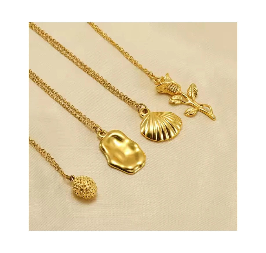 2024 Fashion Gold Plated Rose Flower Necklace Stainless Steel Jewelry Irregular Geometric Pendant Shell Necklace for Women