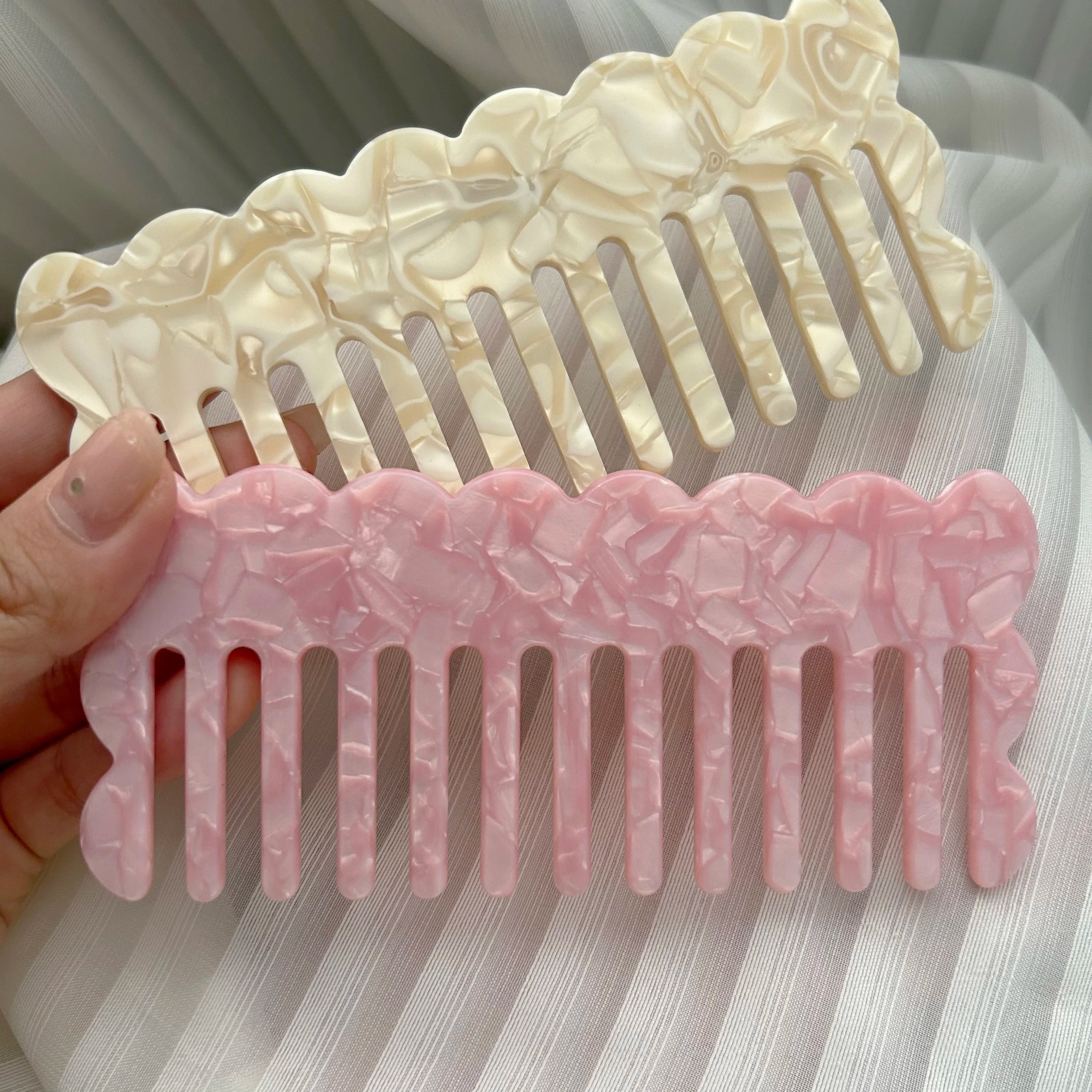 SAIYII  Customized Cellulose Acetate Comb Wide Tooth Anti Static Detangle Acetic Acid 4MM Shower Wet Dry Hair Combs for Women