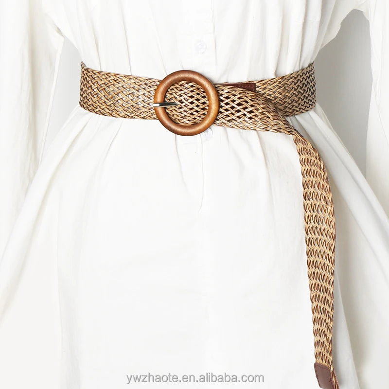 New Retro Casual Ladies Woven Belt with Round Buckle Straw Waistband Alloy Material