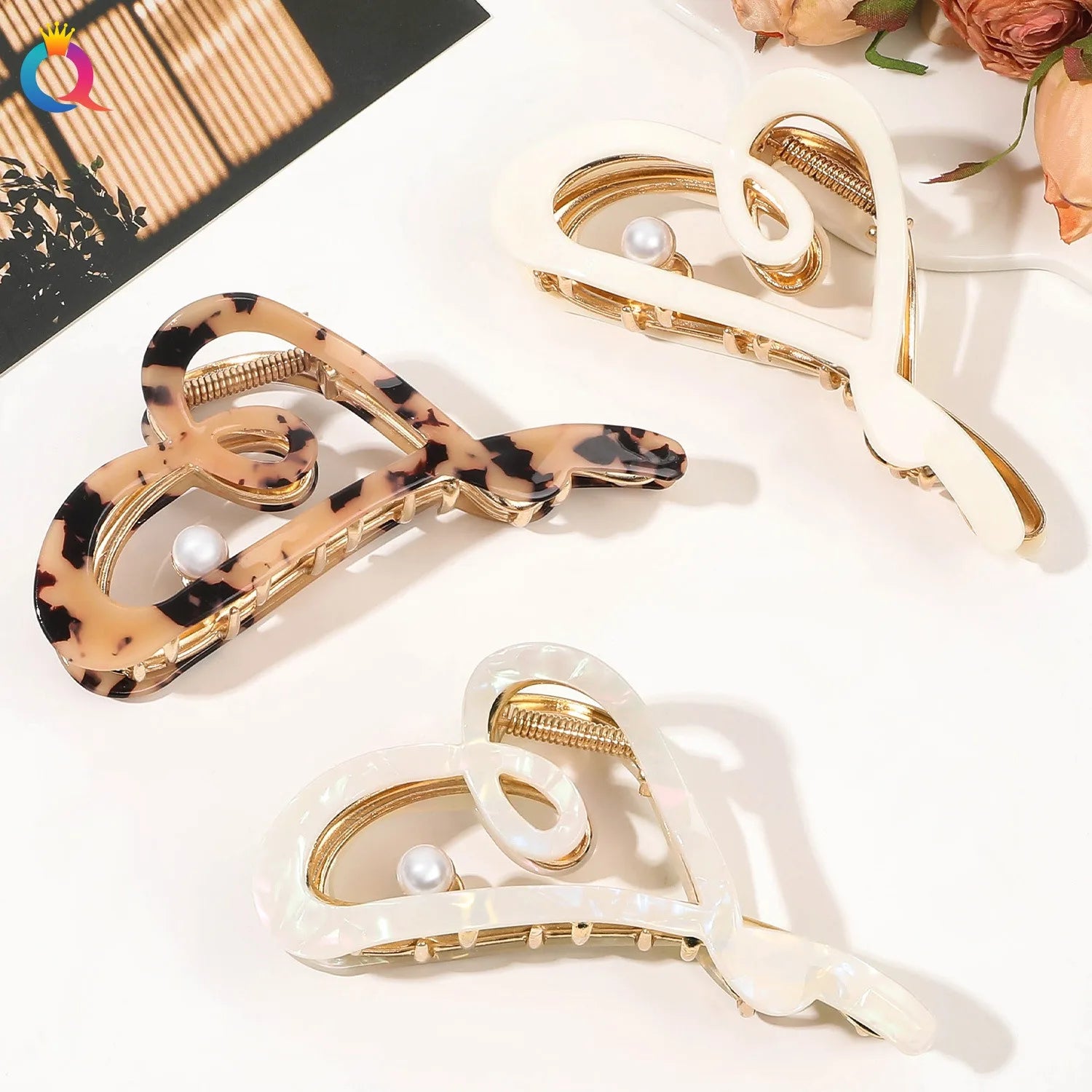 QIYUE Acetate Metal Oversized Hollow Out Heart Shape Hair Clips Advanced Sense Shark Hair Clips Women's Hair Accessories