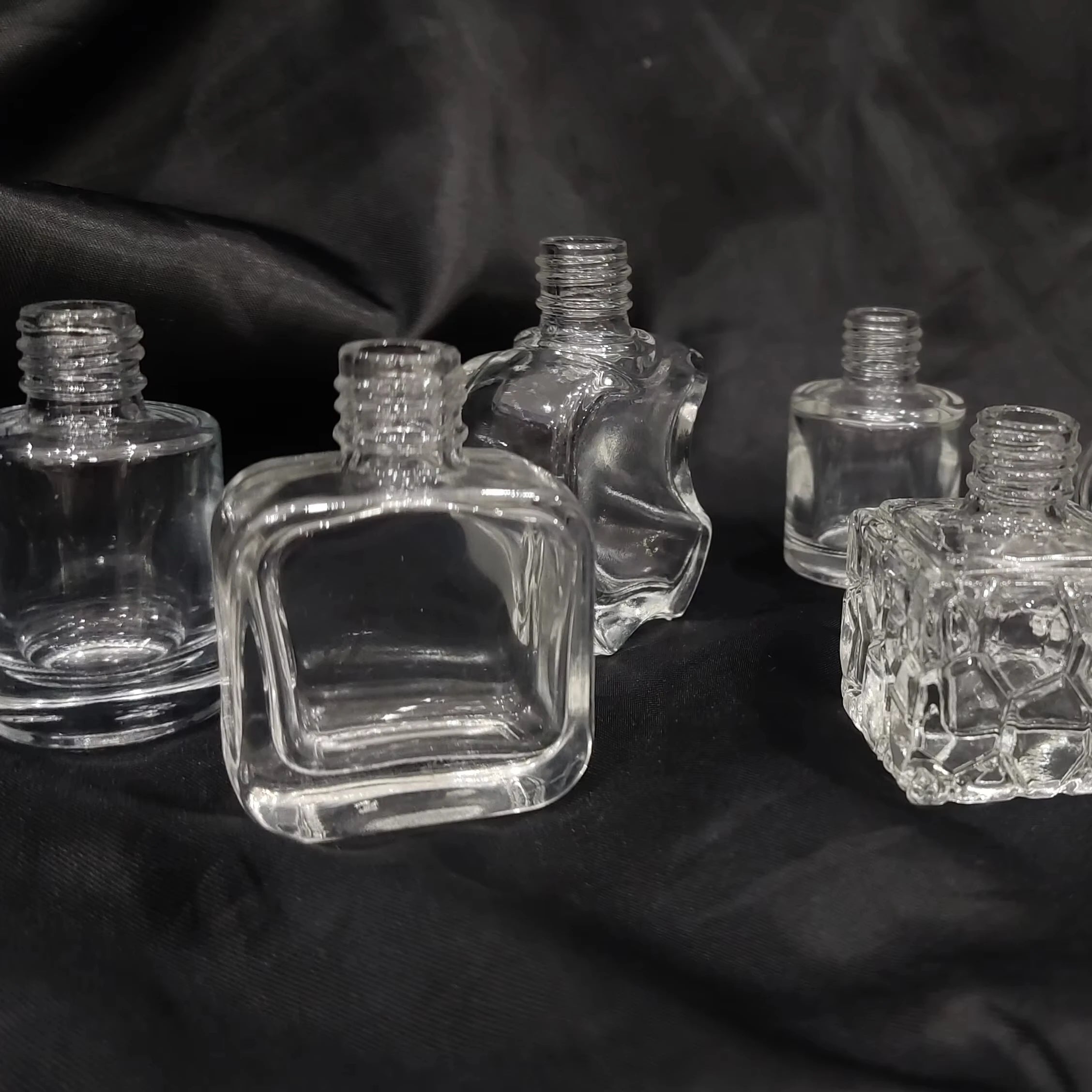 Empty Glass Hanging Freshener Car Perfume Diffuser Bottles Fragrance Glass Jar With Wooden Cap 3ml 5ml 8ml 10ml