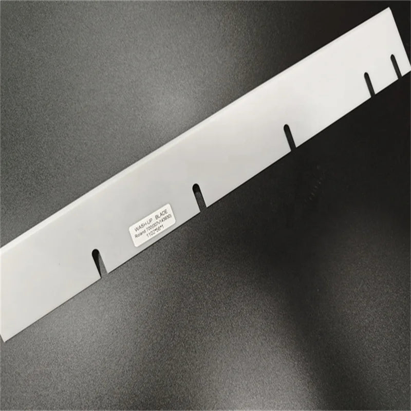 Spare for Man Roland R700 Wash up Blade 007V143930