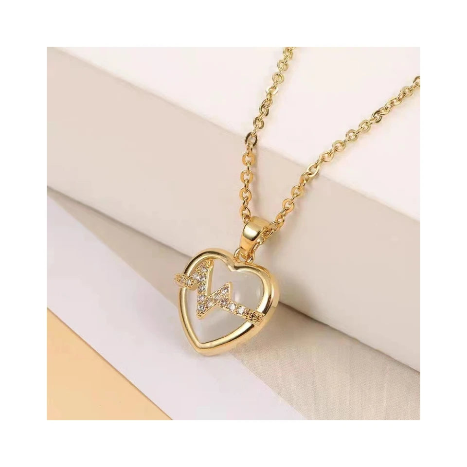 HP Light Luxury Fashion love Ecg Couple Necklace Women Titanium Steel Necklace love Heart Pendant Necklace