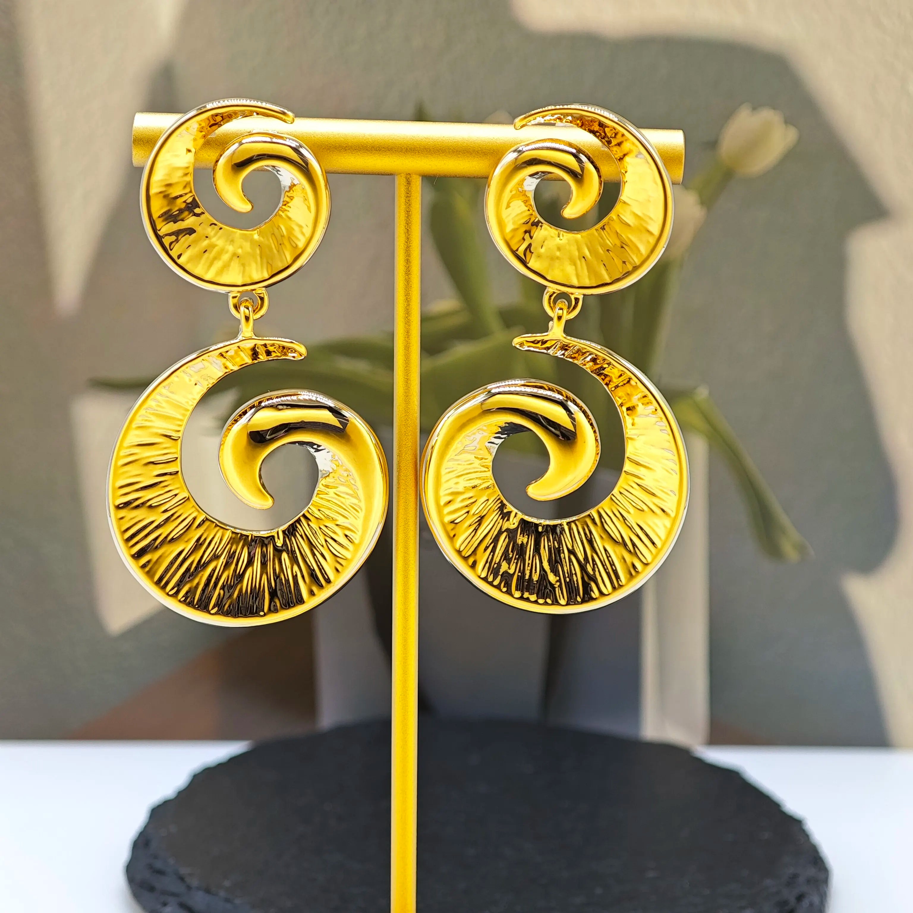 Ilona Fashion Jewelry Geometric Gold Plated Conch Symbol Earrings with round Copper Spiral Pendant Elegant Chandelier Style