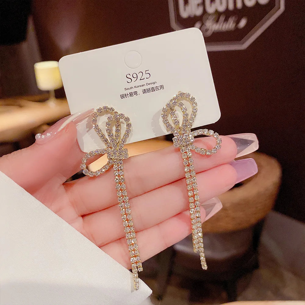 Wholesale 2022 Korean Fashion Zircon Stud Earrings Gold Plated Women Cubic Long Tassel Gold Crystal Pendant Earrings