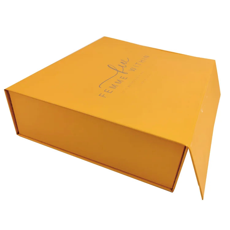 2021 Trending Custom Magnetic Gift Box with Matt Lamination & Embossing Folders Style Private Logo Recycled Materials