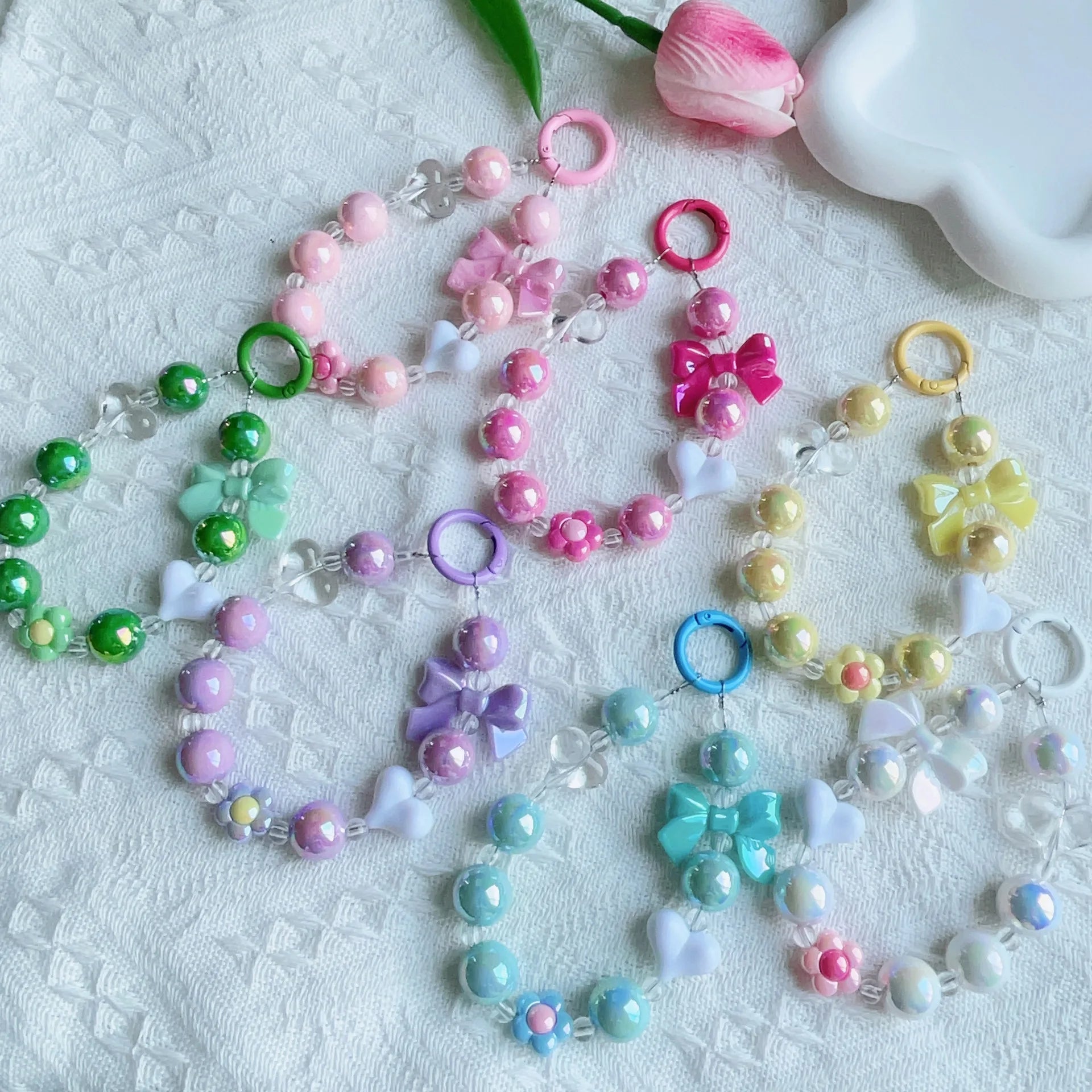Trendy DIY Accessories Women Car Key Decorations Charm Bracelet Keychain Plastic Bead Bowknot Shape Keychain for Women Girls