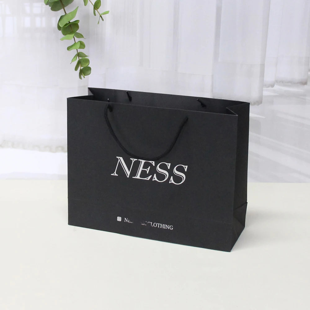 Luxury Black Gift Paper Bag Custom Printed Logo for Shoes Clothes Shopping Wedding Gift Jewelry Packaging With Ribbon Handles