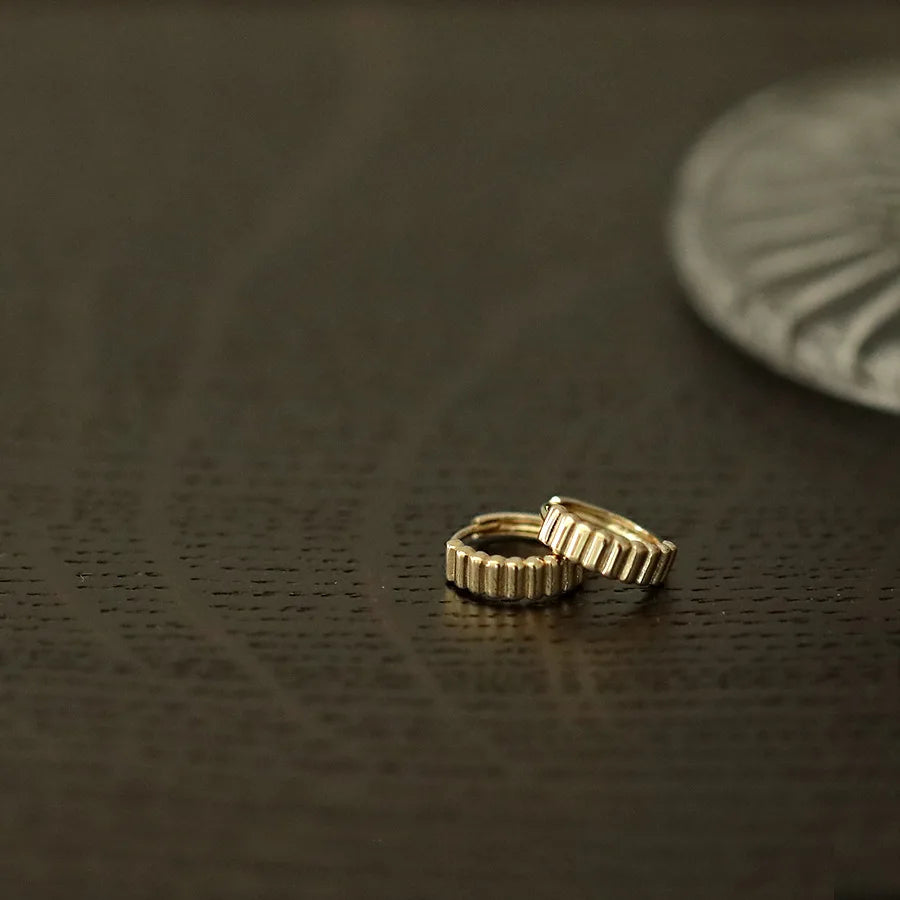 Hot Sale Simple Fashion 14K Gold Plated Pure 925 Sterling Silver Stripe Small Hoop Earring for Women Girls Jewelry