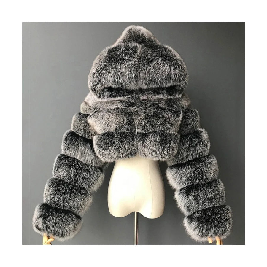 Wholesale Fashion Short Jacket Ladies Winter Coats Hood Faux Fur Coat for Women
