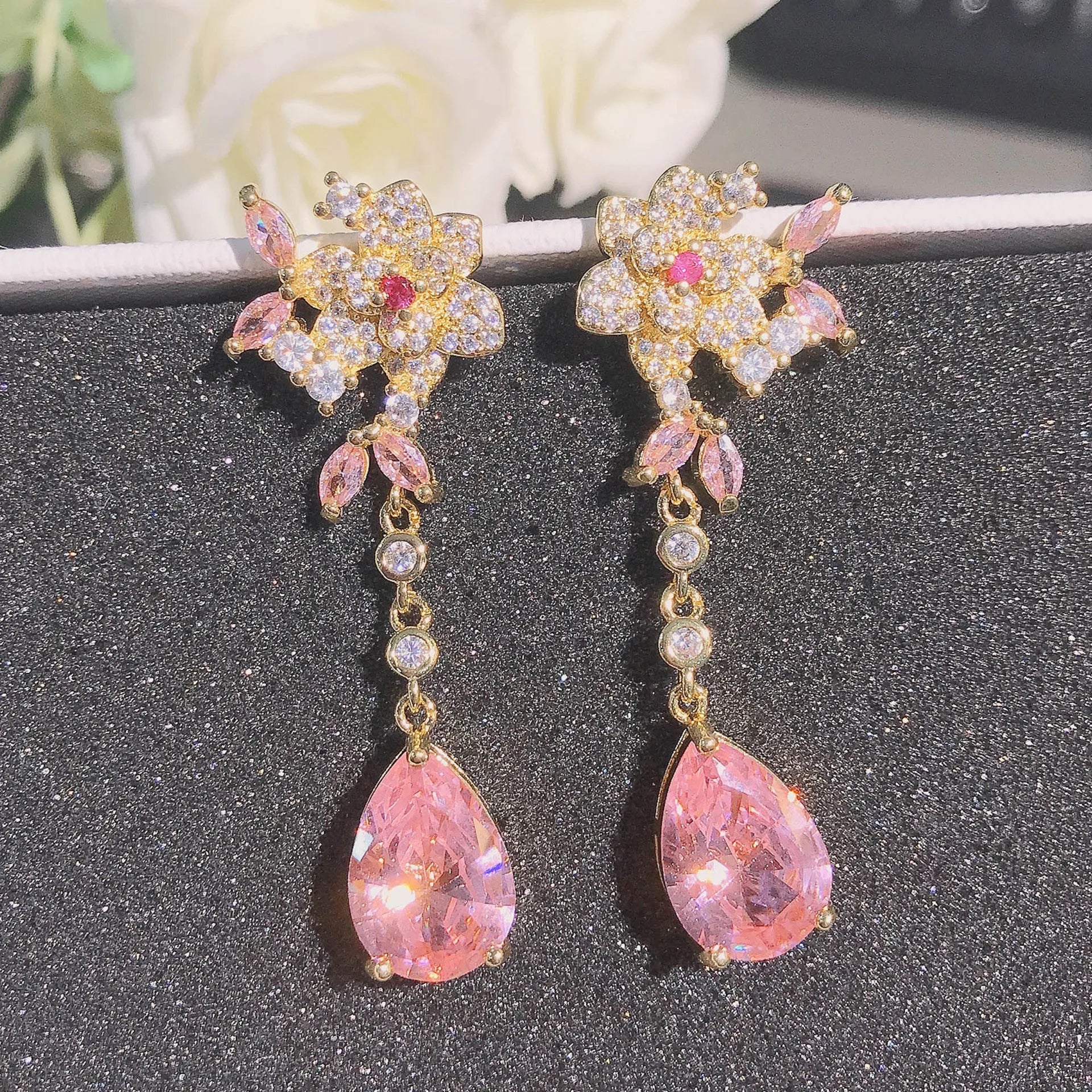 New Trendy Women Fashion Flower Pink Stone Crystal Engagement Drop Pendant Trendy Stud Earrings Bridal Jewelry Wedding Earrings