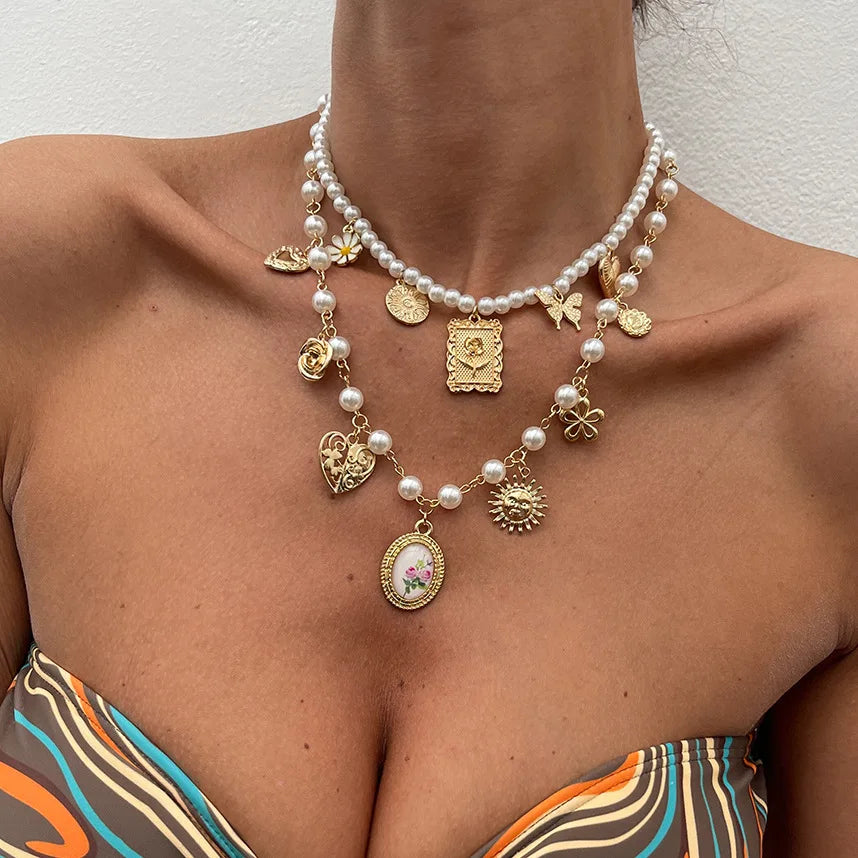 Vacation Style butterfly Flower Heart Pendant Necklace Sexy Luxury Pearl Beaded Necklace for Women