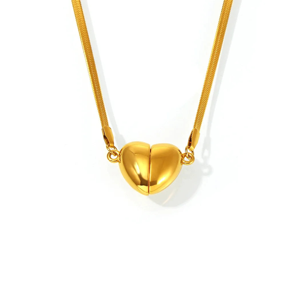 Changda Unique Jewelry 18K Gold Plated Couple Jewelry No Tarnish Stainless Steel Magnetic Love Heart Necklaces for Couples