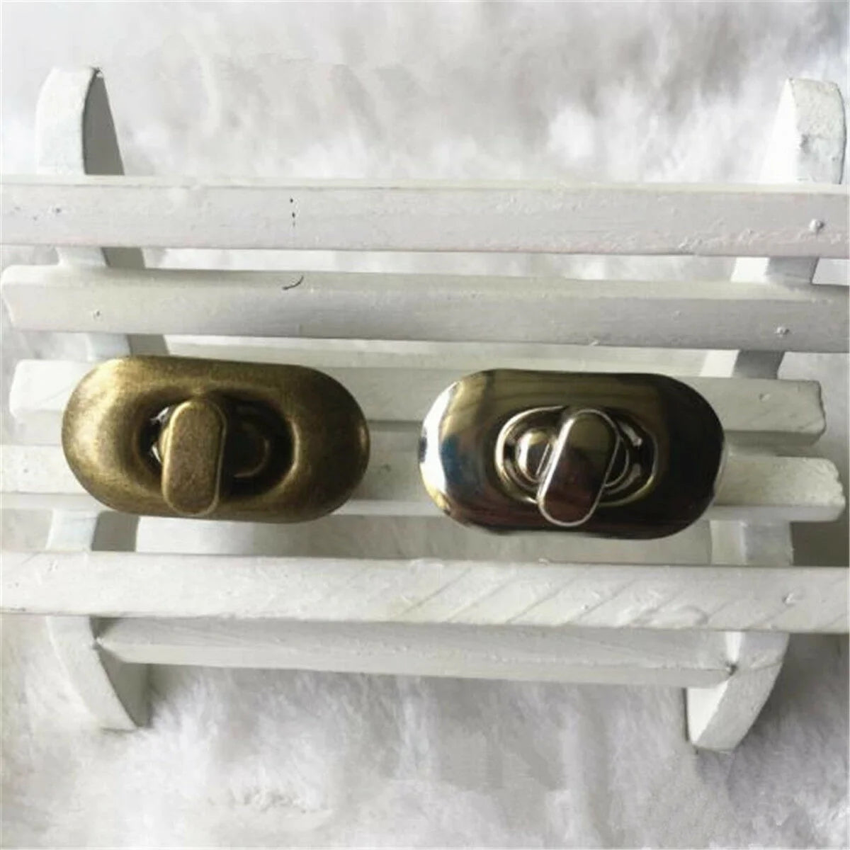 Bag Metal Craft Closure Oval Shape Turn Twist Lock Clasp Fasteners  for DIY Assorted Size Purse Handbag