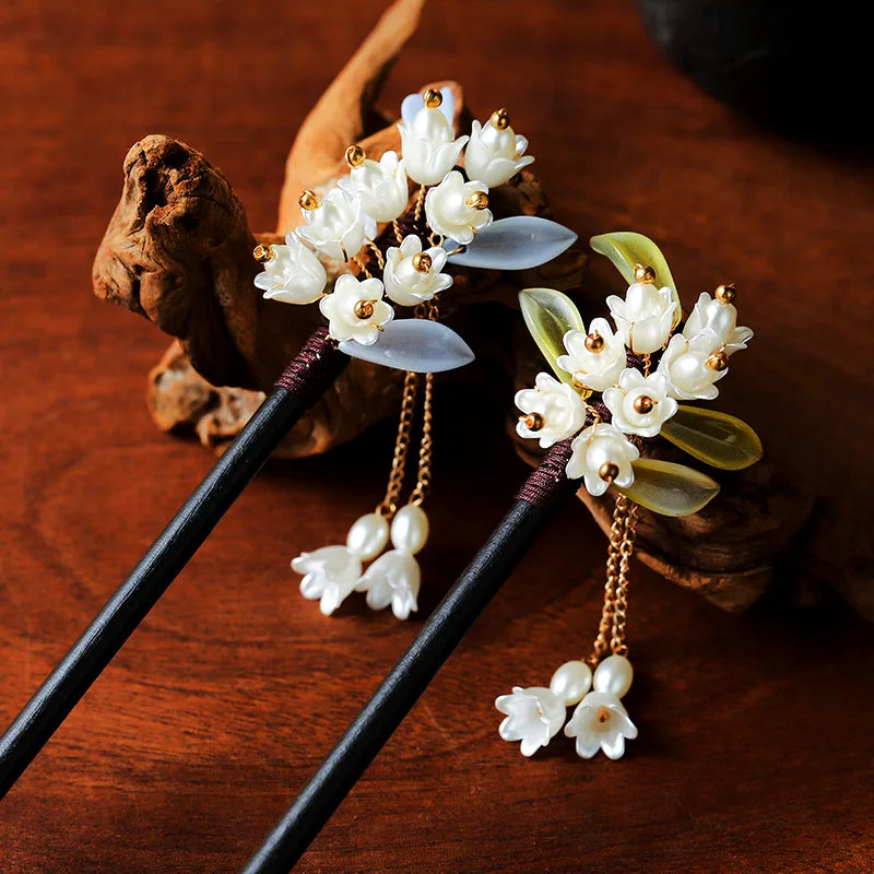 Ancient Style Tassel Lily of the Valley Flower Hairpin Hair Stick Chinese Style Wooden Hairpin Wooden Bun Hairpin Hair Needle