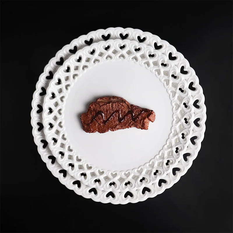 Wholesale Hollow Out Flat White Porcelain Round Cake Steak Dinner Plates for Home Restaurant Decoration