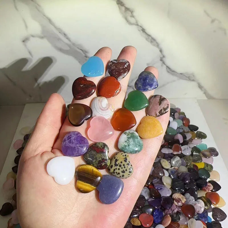 Wholesale Mix Materials Crystal Heart Shape Pendant 20mm Small Natural Quartz Healing Crystal Hearts for Making Pendant