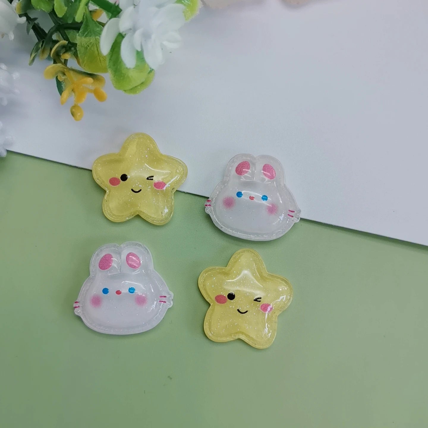 100 Pcs Lovely Cartoon Glitter Star Rabbit Head Resin Flatback Cabochons With Smiling Face for Scrapbooking Nail Art Decor
