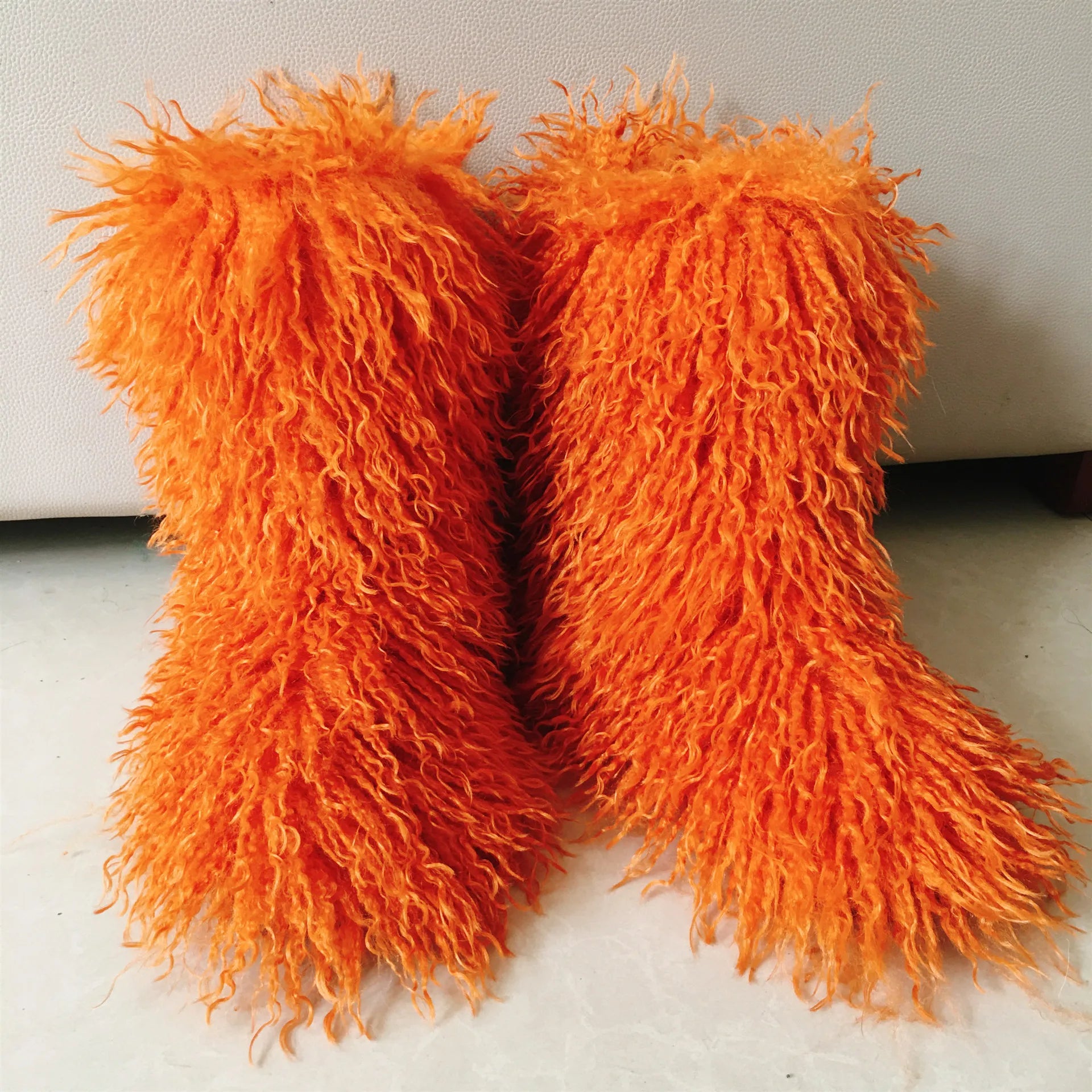 2023 Ladies Girls Brown Color Fuzzy Fur Boot Custom Fluffy Adult Long Faux Mongolia Furry Ankle Winter Snow Women Fake Fur Boots