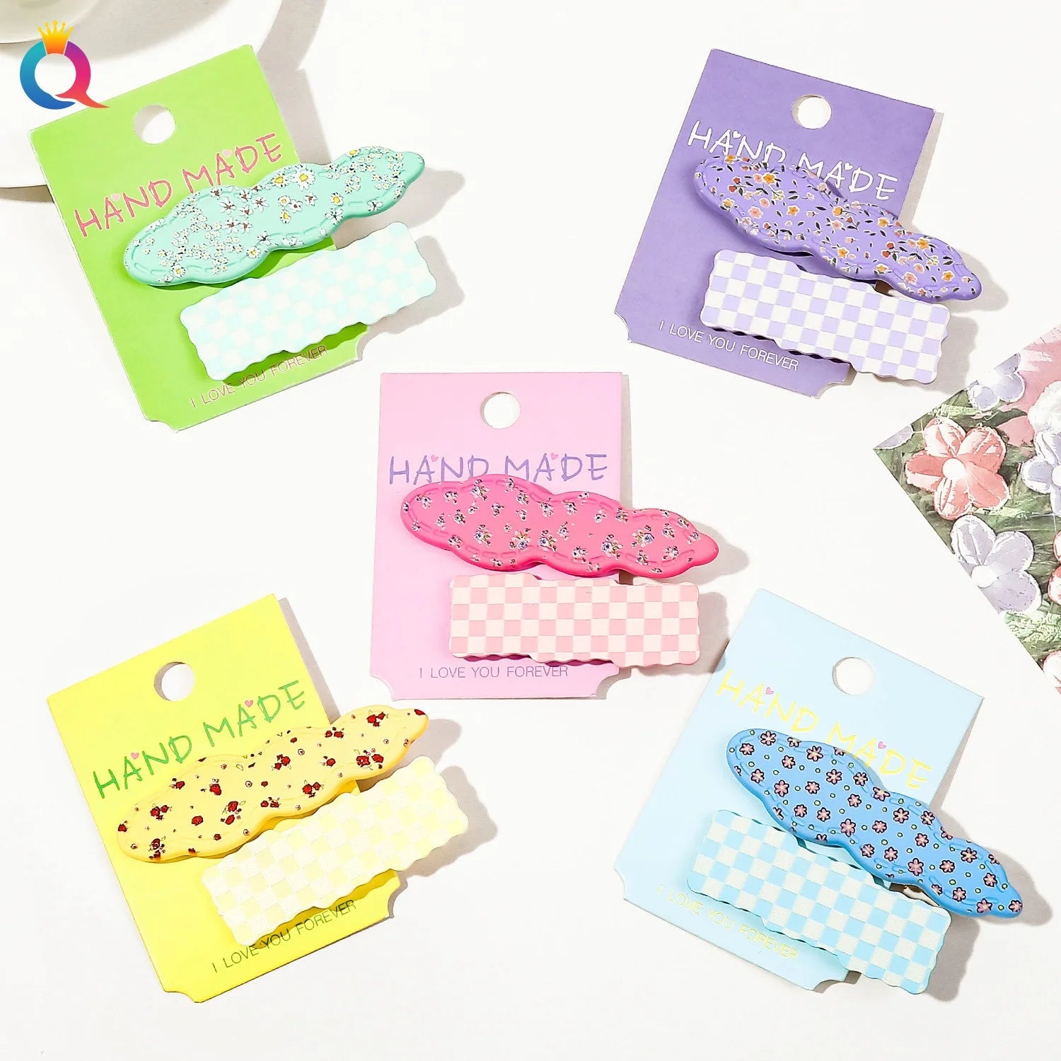QIYUE Colorful Bobby Pins Candy Wavy Edge Bangs with Duck Bill Design Plastic Temperament Hairpin for Broken Hair Styles