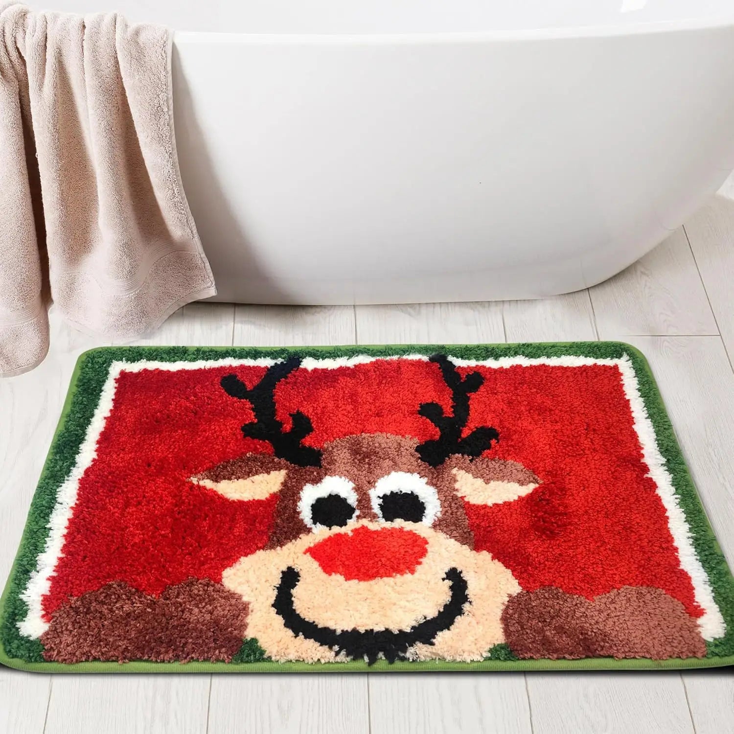 Hot New Arrival Christmas Cartoon Decorative Bath Mats Thickened Non-Slip Bedroom Living Room Rug for Home Use for Bedroom