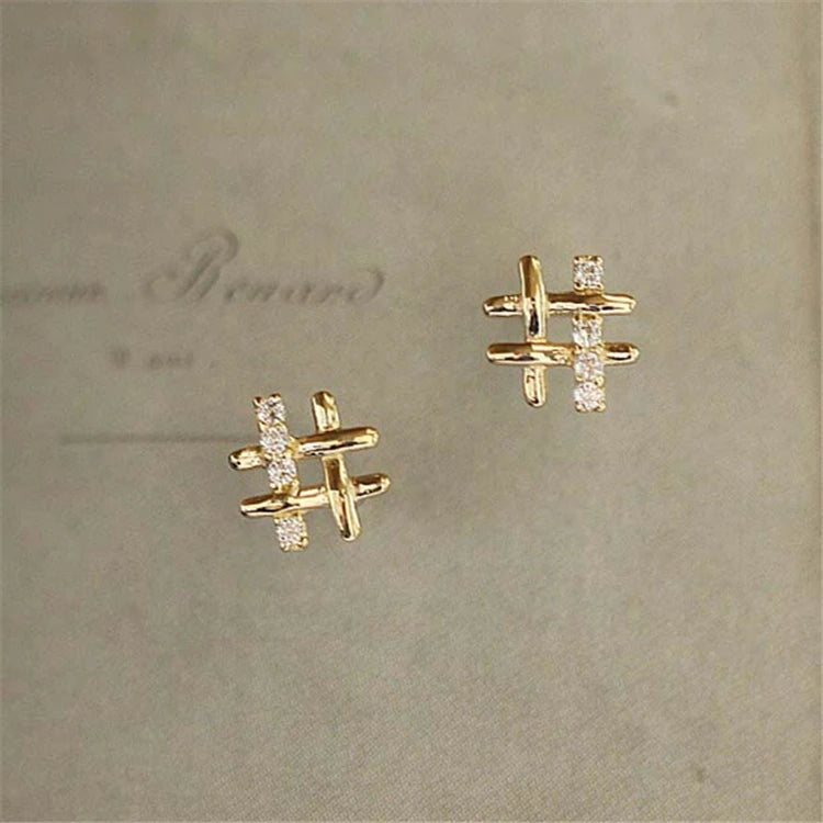 Hot Sales Trendy Jewelry Customized Design S925 Gold Plating Airplane Stud Earrings