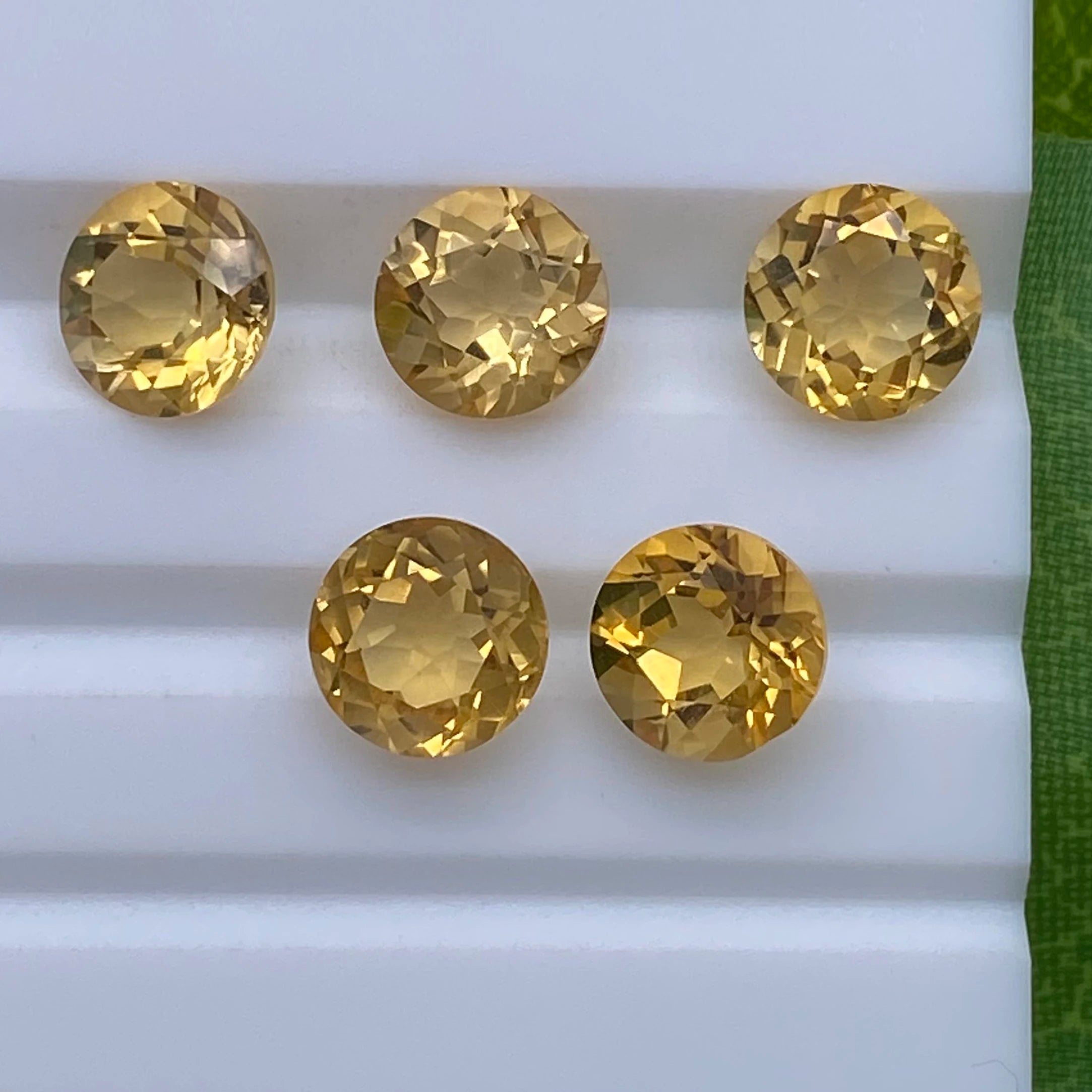 Round 4.0mm~10.0mm Faceted Semi Precious Gemstones Supplier Stone Price Jewelry  Natural Citrine