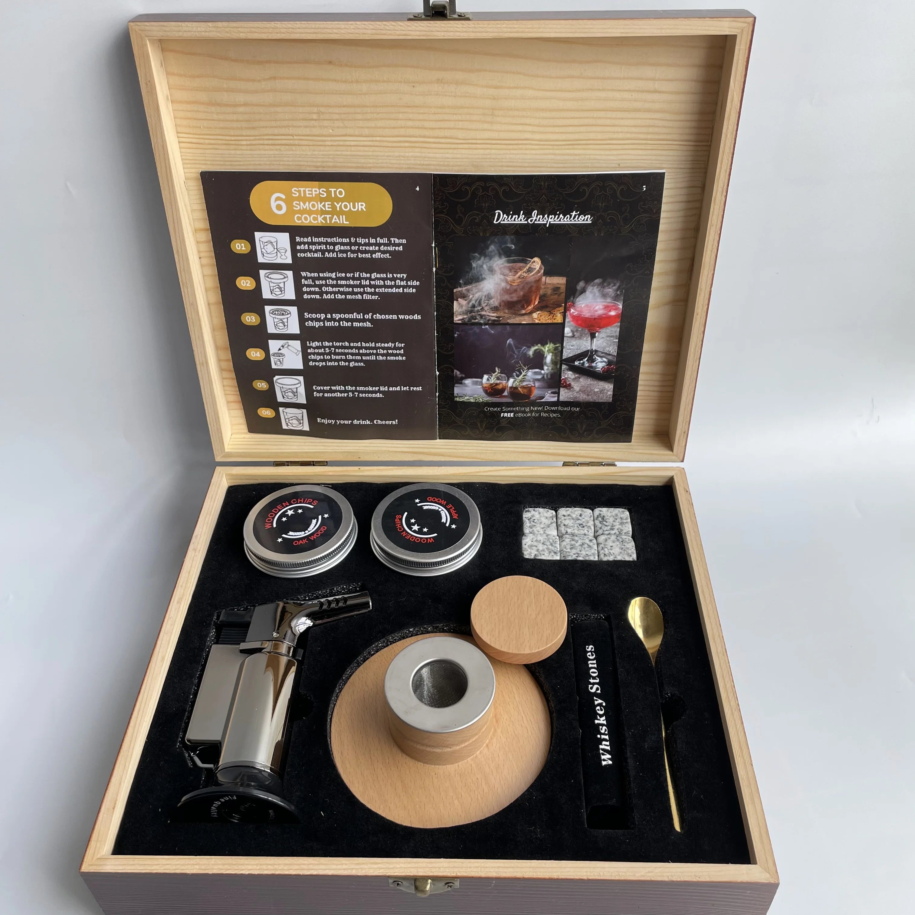 Whiskey Smoker Cocktail Old Fashioned Quality Premium Wood Chips Infuser Cocktail Smoker Set With Torch