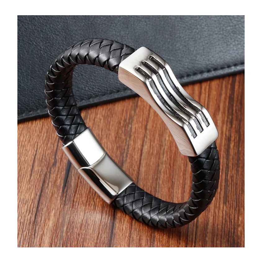 European Punk Heavy Retro Bangle Men 316L Stainless Steel Magnetic Clasp Black Genuine Leather Bracelet Wholesale Price