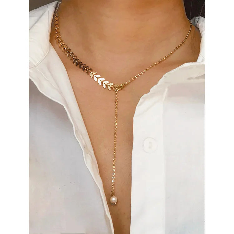 Tik Tok Popular Jewelry Personality Fish Bone Clavicle Chain Fashion Imitation Pearl Pendant Necklace for Women