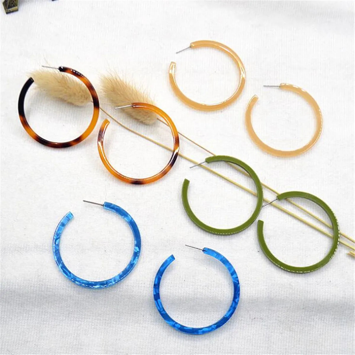 Women Fashion Geometric Acetic Acid Resin Round Circle Hoop Pendant Ear Stud Earrings Jewelry