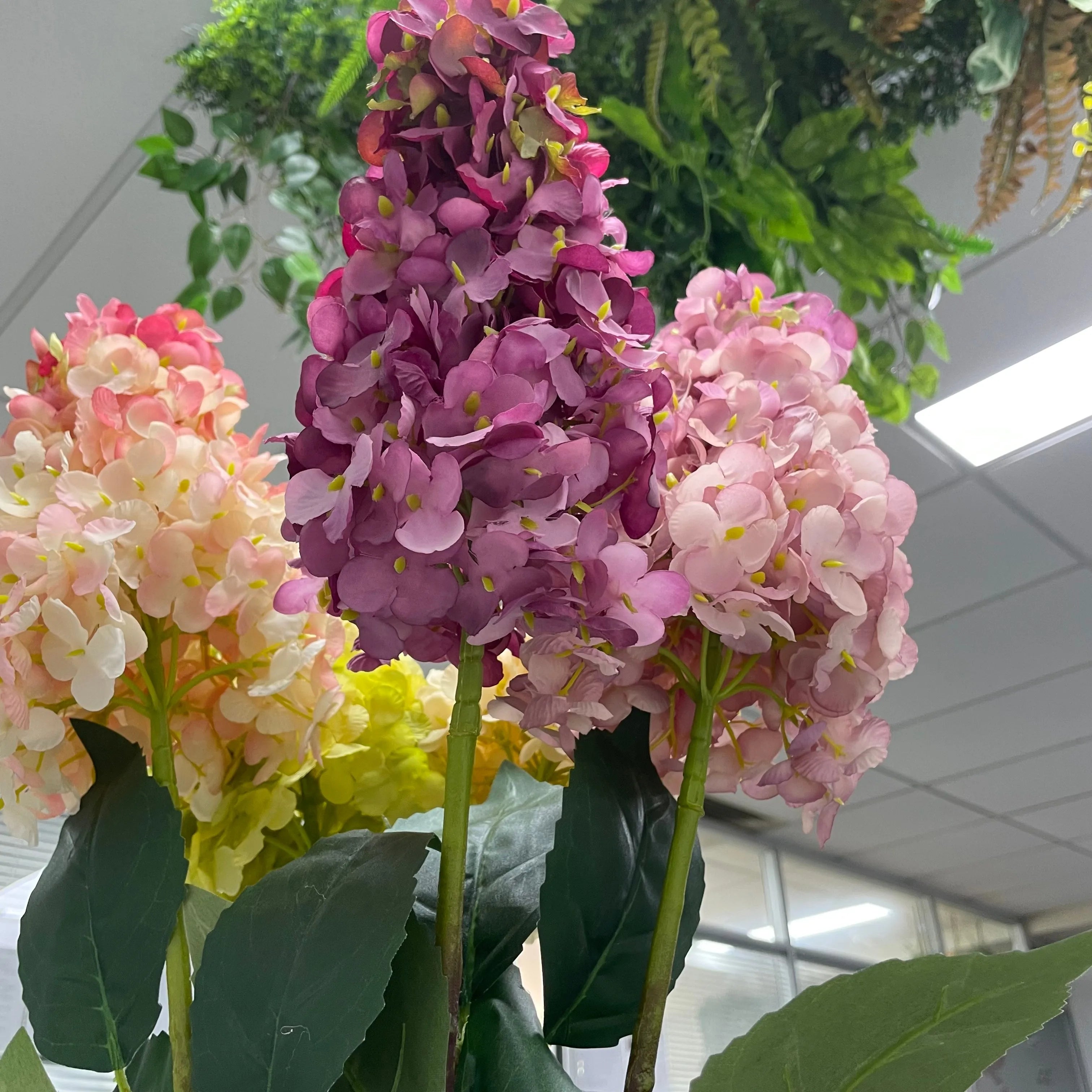 I715 Hydrangeas Flowers Artificial Colorful Long Flower Head Realistic Brown Stem for Flower Runner Row