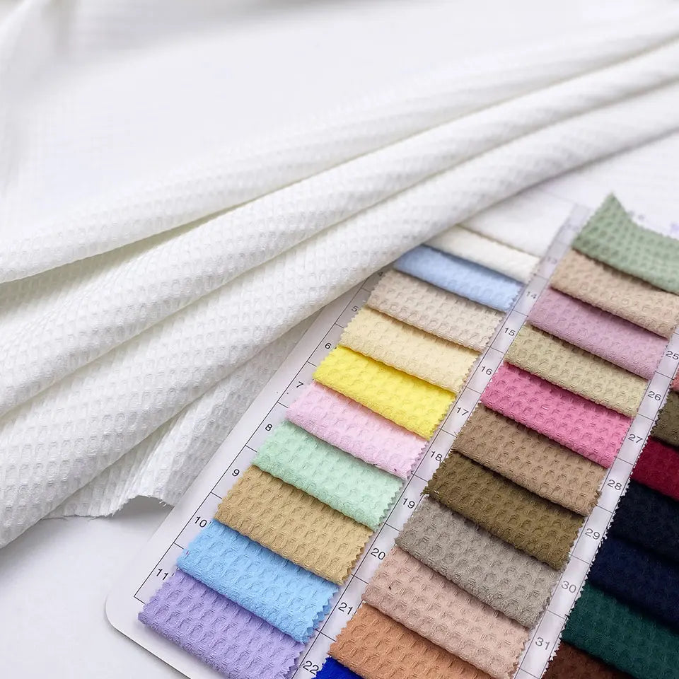 Multi Color Stock Selling 96% Polyester 4% Spandex White Jacquard Weave Waffle Fabric for Sportswear Shirt