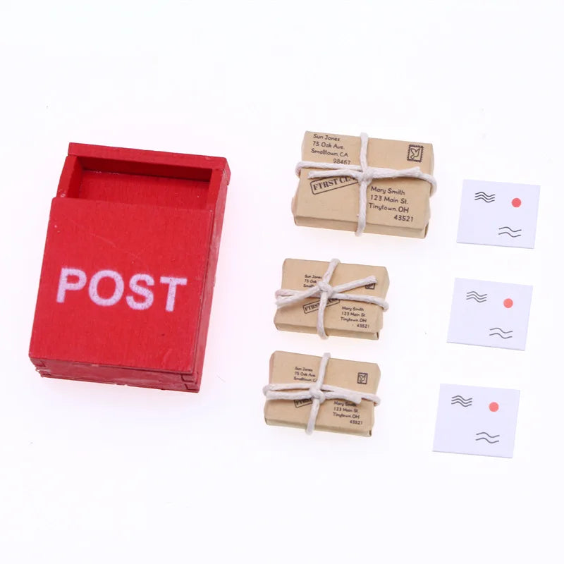 Mini Christmas Red Wood Wooden Mailbox Dollhouse Accessories Paper Gift Letter Post Card Mini Toy Style Accessory for Dollhouses