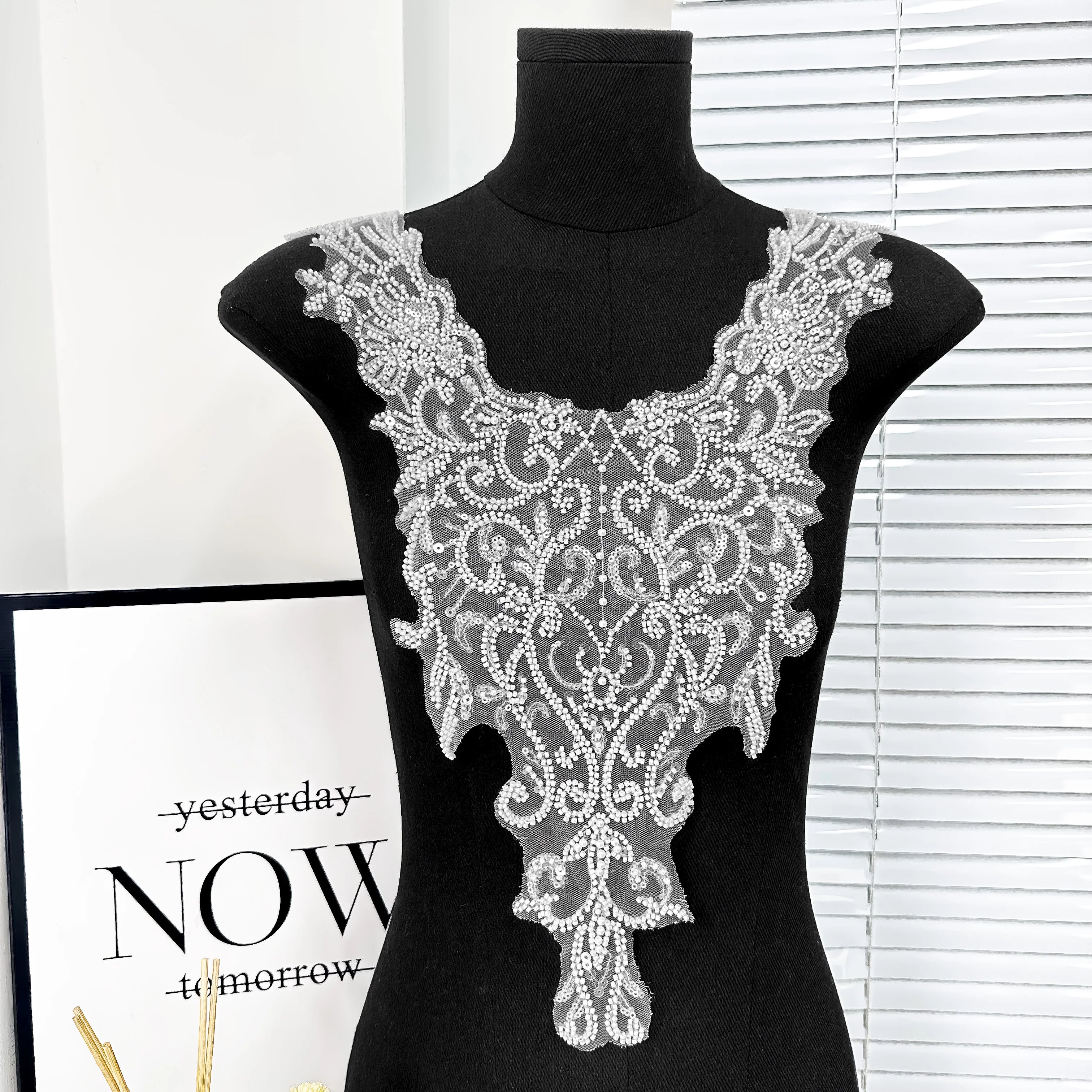 Wholesale Handmade Beaded Embroidery Lace Applique Front Neck Collar Patch for African Wedding & Evening Dresses