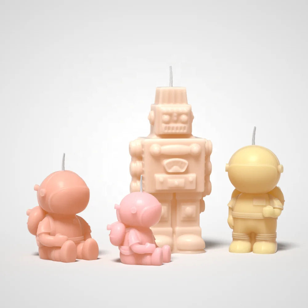 Nicole Handmade OEM Customized 3D Astronaut Clay Soap Candle Chocolate Dessert Fondant Decorating Silicone Mold