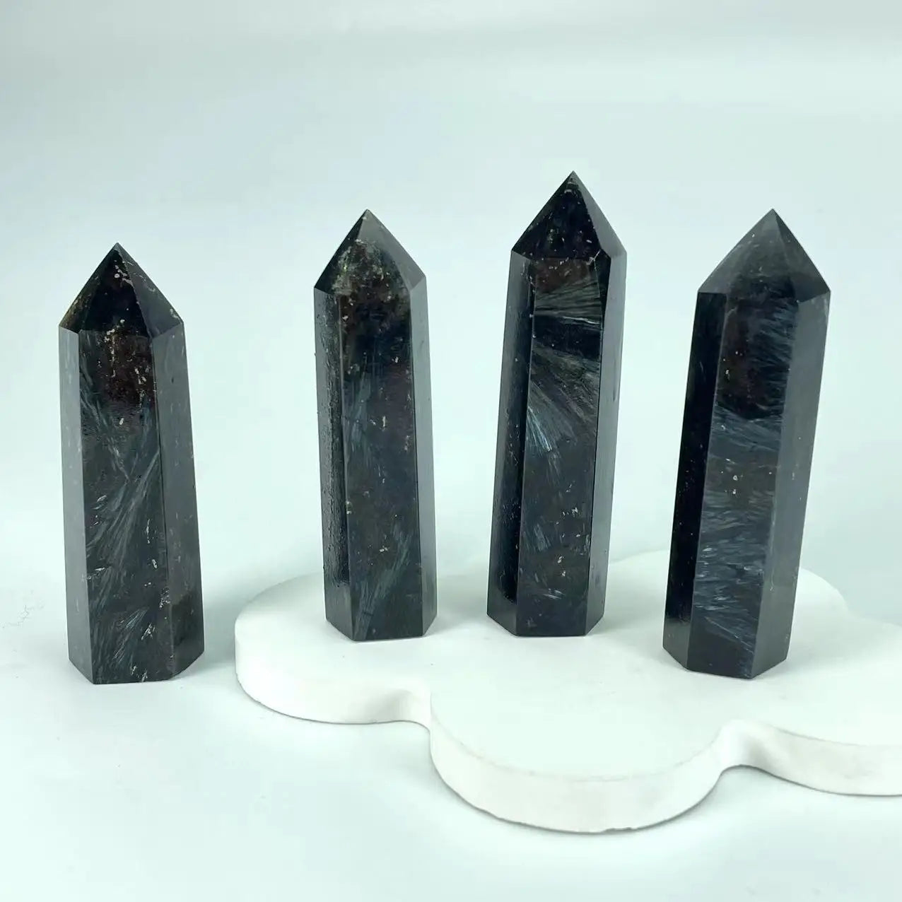 Wholesale Price Spiritual Natural Rock Astrophylite Garnet Quartz Crystal Tower Healing Stone Chakra Crystal Point Meditation