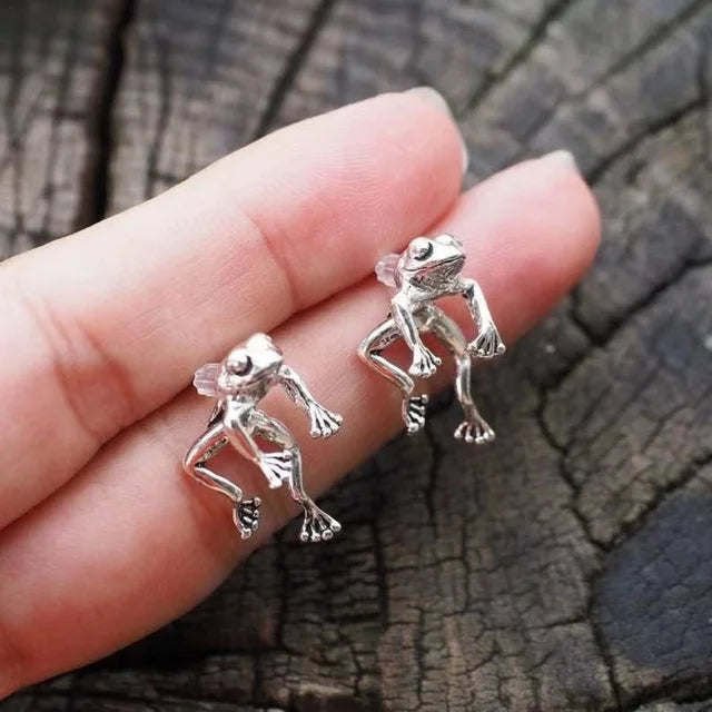 Retro Cute Frog Earring for Women Gold Silver Color Gothic Animal Stud Earring Female Charm Jewelry Gift