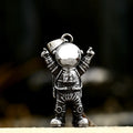 SS8-816P 316 Stainless Steel Astronaut Pendant for Men Women Fashion Trendy Magnetic Movie Unique Jewelry Wholesale