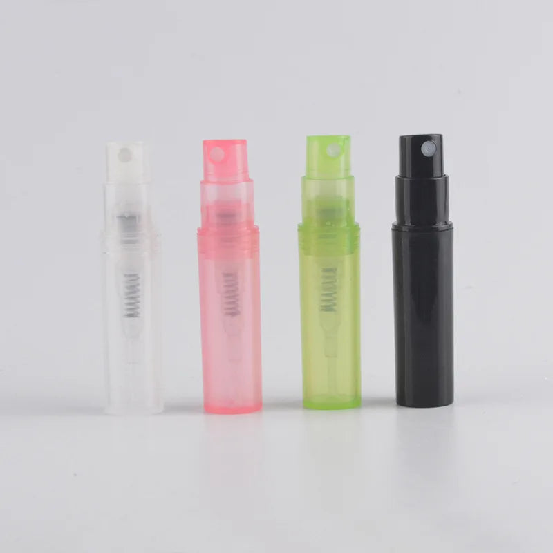 Wholesale  2ml Mini Plastic  Perfume  Atomizer Spray Bottle Pocket Size for Outdoor