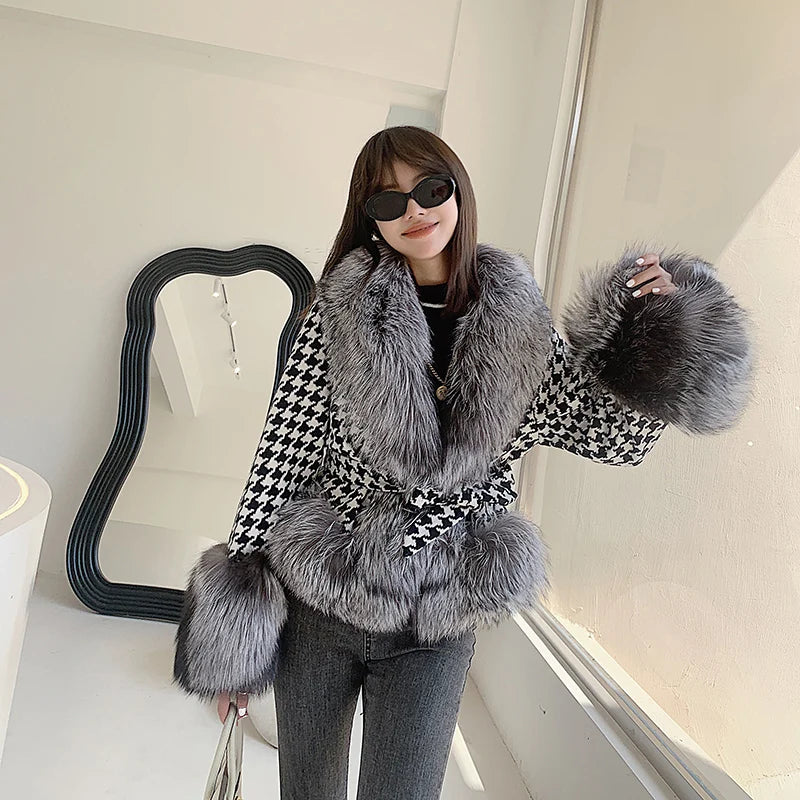 Factory Direct Women's Short Fox Fur Poncho Chunky Cardigan Winter Polyester Faux Fur Trim Shawl Stylefan Wholesale