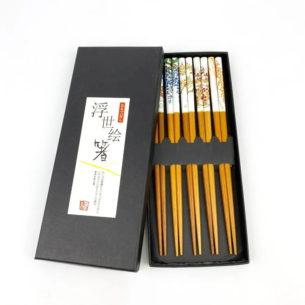 Luxury Reusable Eco-Friendly Chinese Chopsticks 22.5CM White Lacquer Customized Logo Wooden Leaf Flower Japanese Gift Set