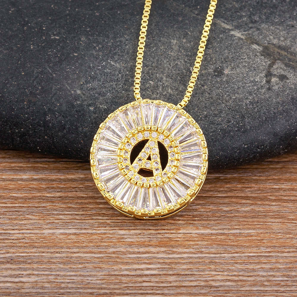 QIKU Luxury Round Shape A-Z 26 Initial Letter Crystal Copper Cubic Zircon Necklace Gold Color Pendant Jewelry Women Party Gift