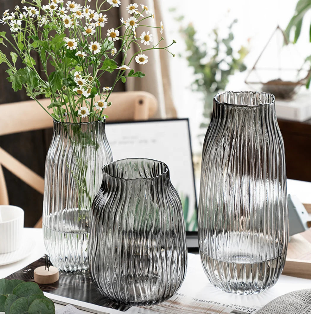 Nordic Primary Color Glass Vase Aquatic Lily Arrangement Vase Vertical Pattern Irregular Living Room Glass Vase